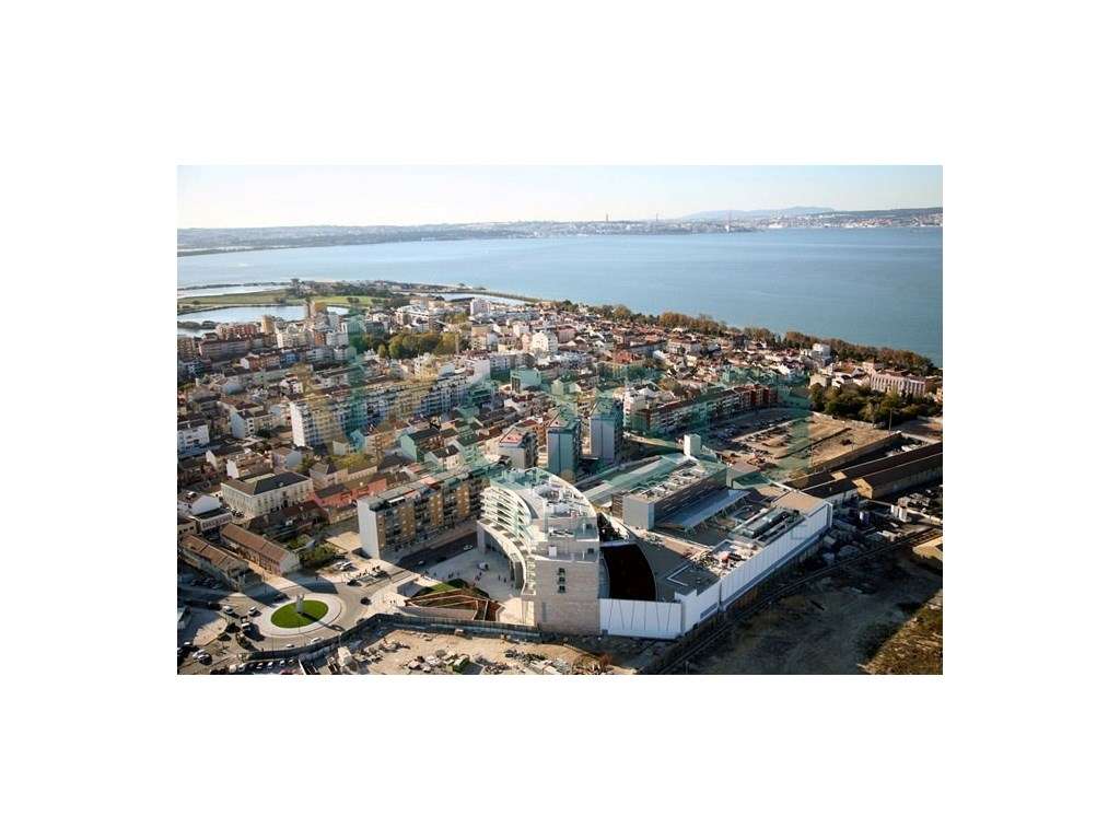 T3 na Quinta da Lomba | Vista Rio | Perto de transportes para Lisboa-31