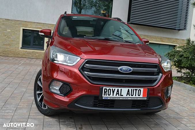 Ford Kuga 2.0 TDCi 4x4 Aut. ST-Line - 3