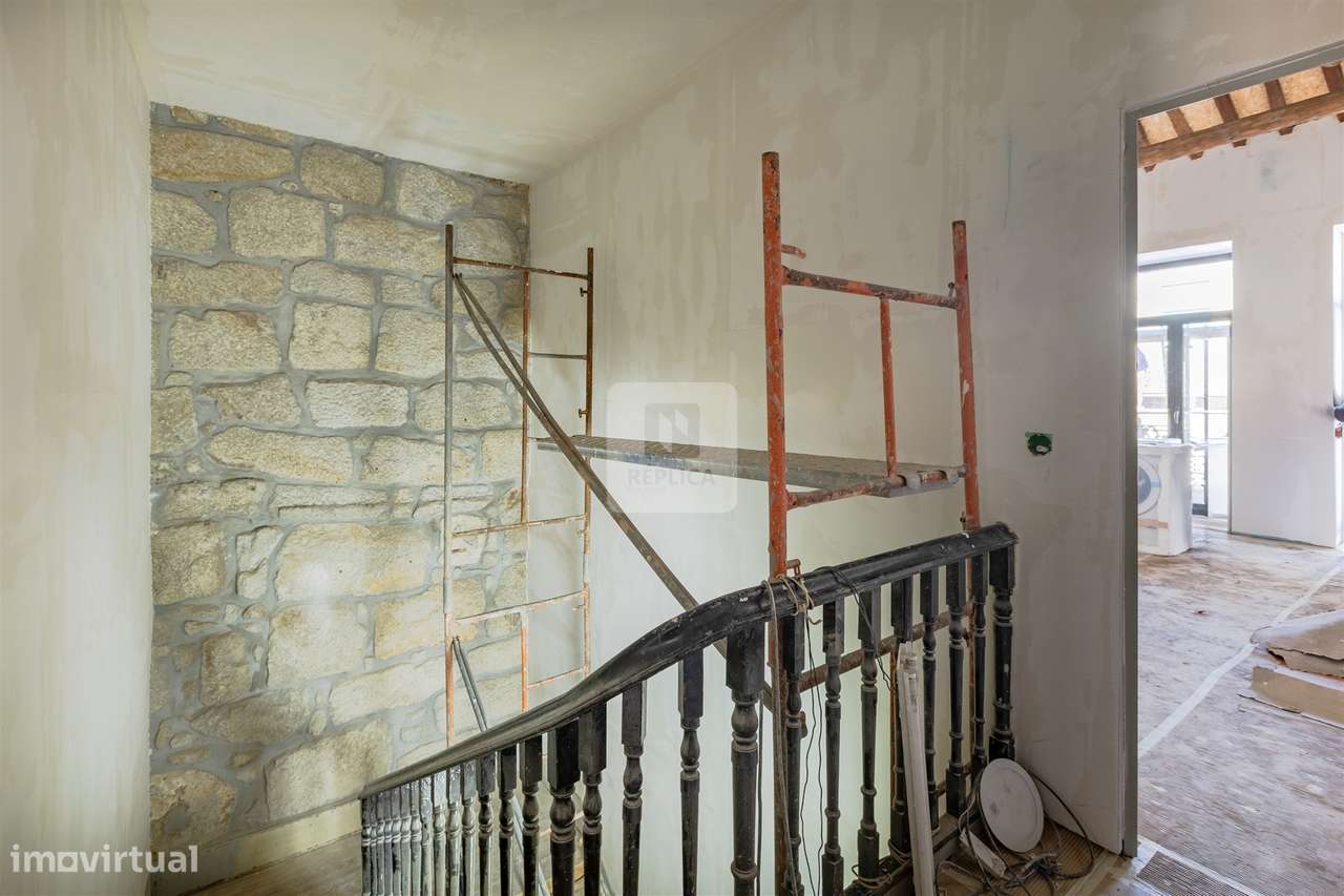 T1 Duplex com Varanda Bonfim | T1 Baixa Porto | T1 Campo 24 de Agosto - Grande imagem: 4/14