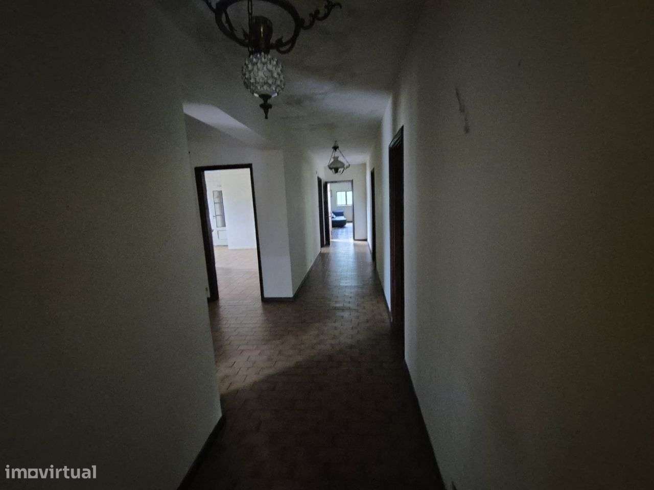 Armazém com Moradia na rua Regadio - Santa Maria da Feira-13