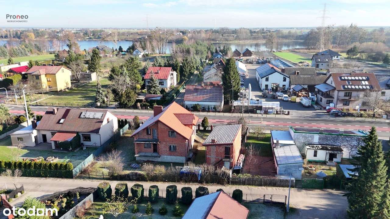 Dom w budowie z budynkiem komercyjnym - Mikorzyn-9