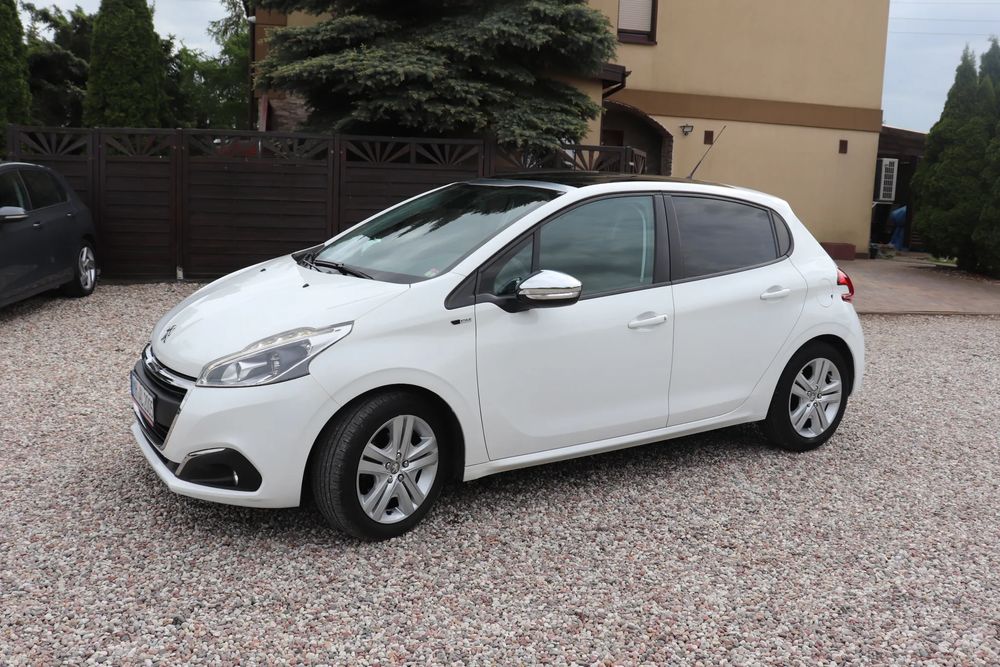 Peugeot 208 I (2012-2019) 82 VTI Allure 2016