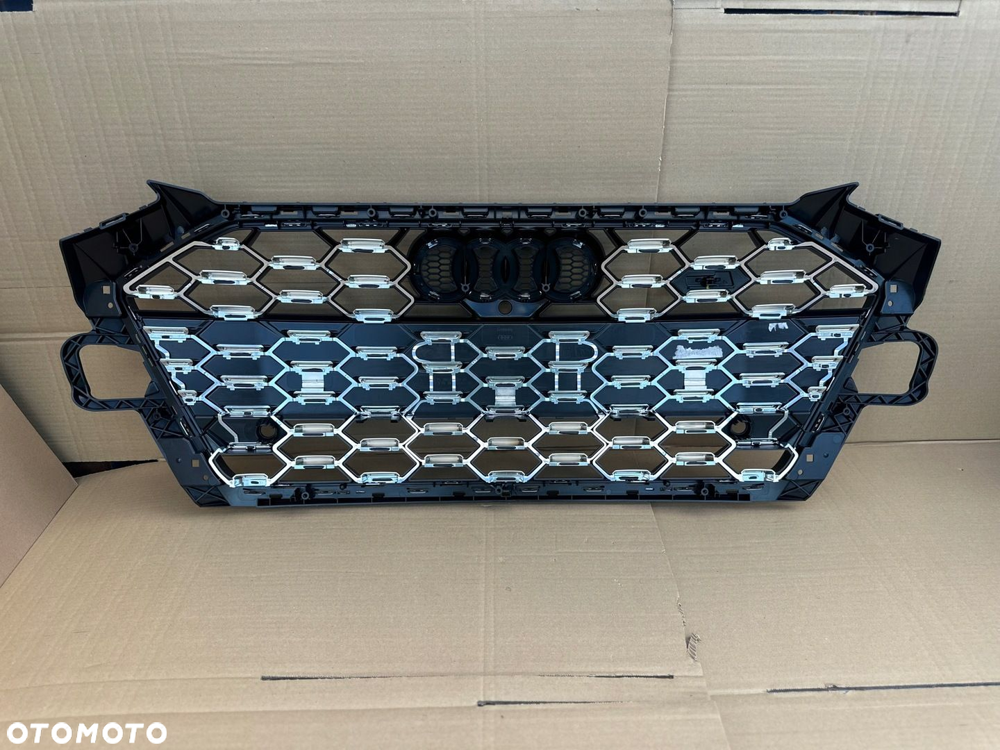 AUDI S4 LIFT B9 8W 8W0853651DM DK GRILL ATRAPA A4 - 3