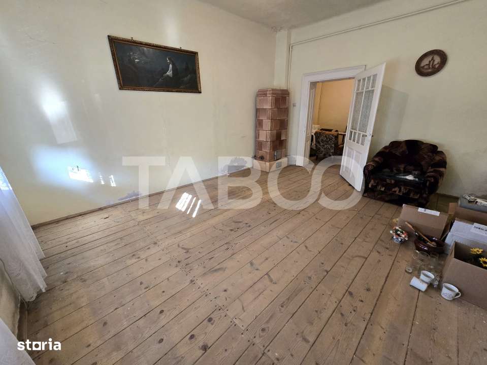 Casa tip duplex de vanzare la curte comuna pivnita in Piata Cluj Sibiu - Imagine principală: 2/15