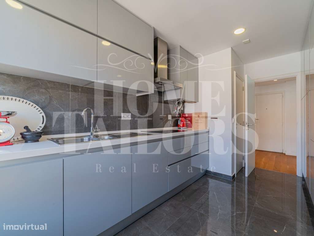 T2 em Campo de Ourique com BOX para 2 viaturas-8