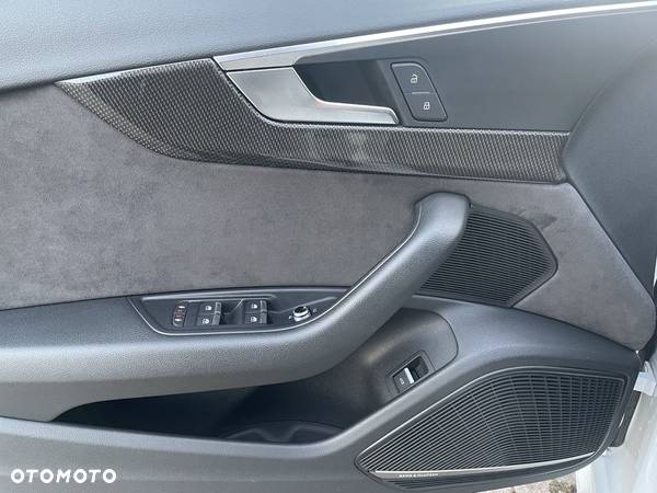 Audi S4 Avant 3.0 TFSI quattro tiptronic - 14