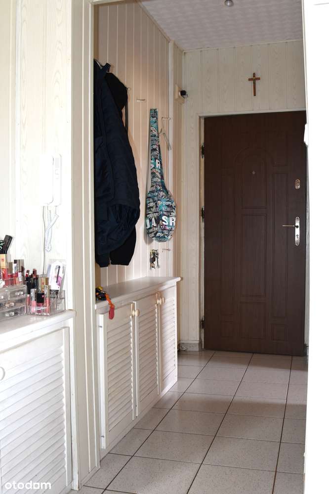 3 pokoje, OC miejskie, IV piętro, duża kuchnia-17