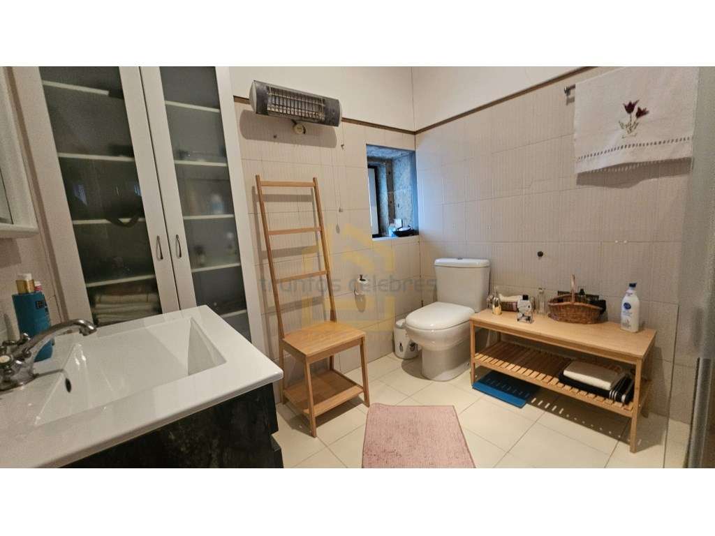 Moradia Rústica em Pedra T4 com Terreno - Póvoa de Varzim-27