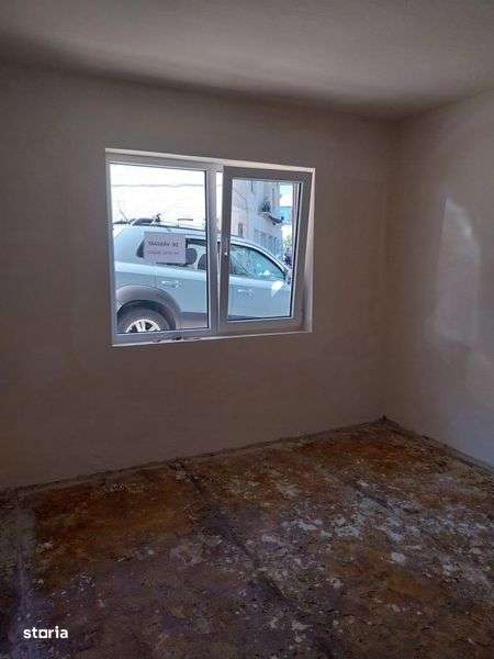 Apartament de vanzare Huedin la parter - Imagine principală: 5/7