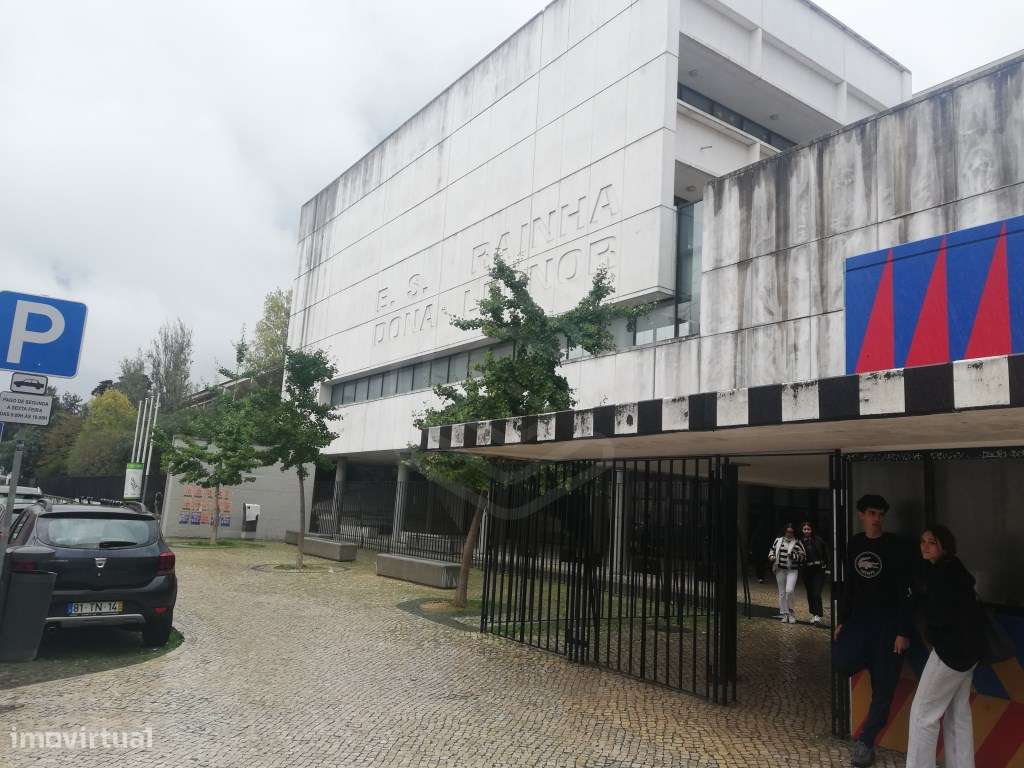 T4 com Garagem em Alvalade - Grande imagem: 3/22