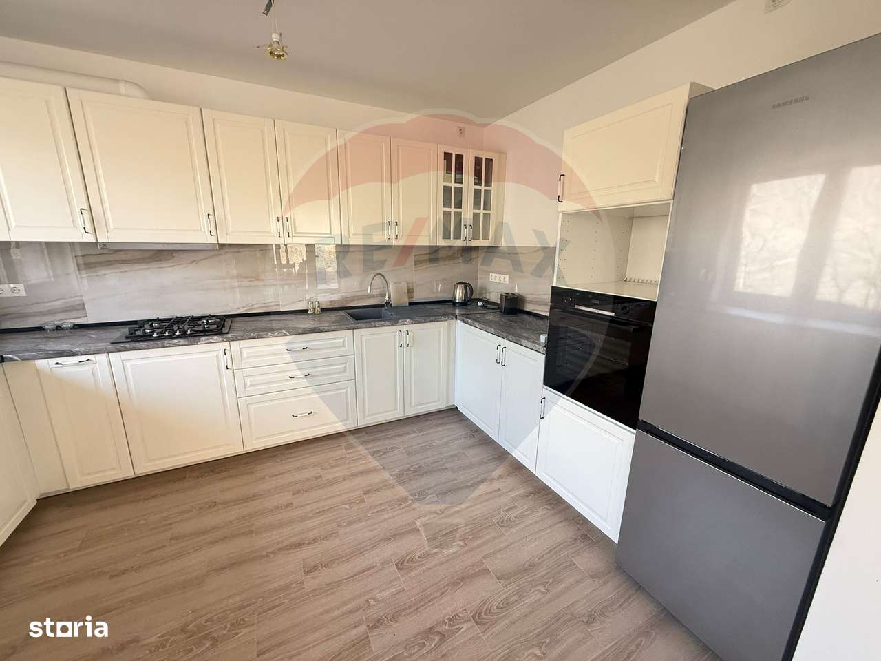 De vânzare Casă nouă cu 4 camere, teren 1190 mp Cartier Podgoria-14