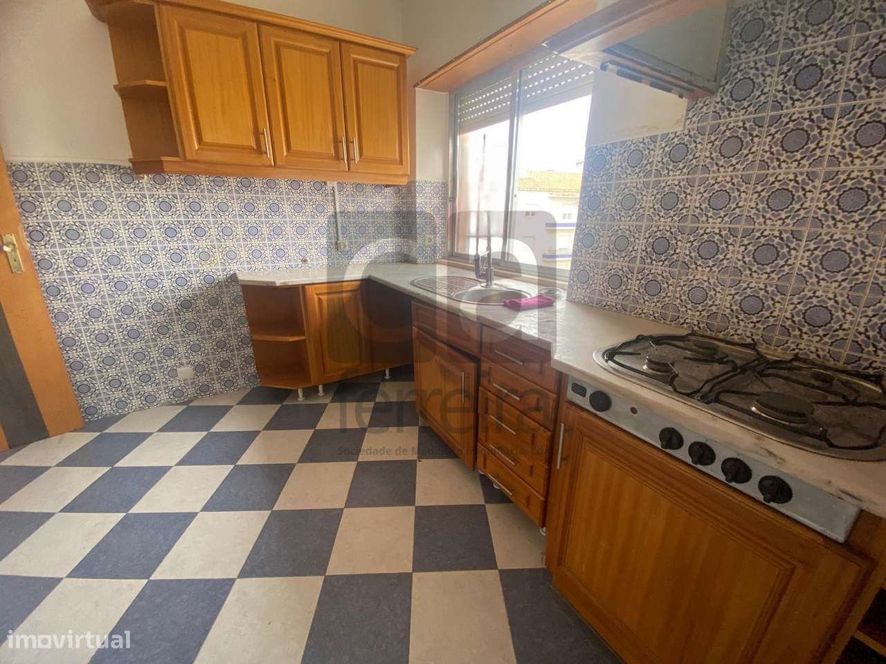 Apartamento T2 em Santarém  junto ao Shopping!-1