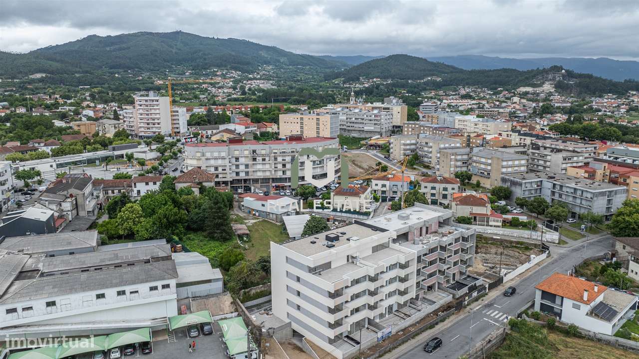 Apartamento T3 NOVO no centro de Amares-20