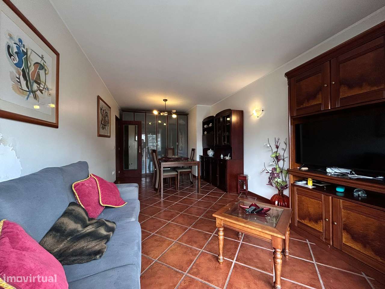 Apartamento T1 com elevador e garagem box em Águas Santas, Maia - Grande imagem: 4/11