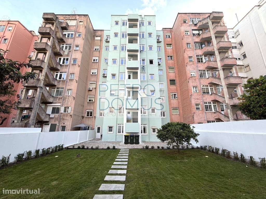 T2 TOTALMENTE REMODELADO EM CONDOMÍNIO COM PISCINA - PENHA DE FRANÇA-2