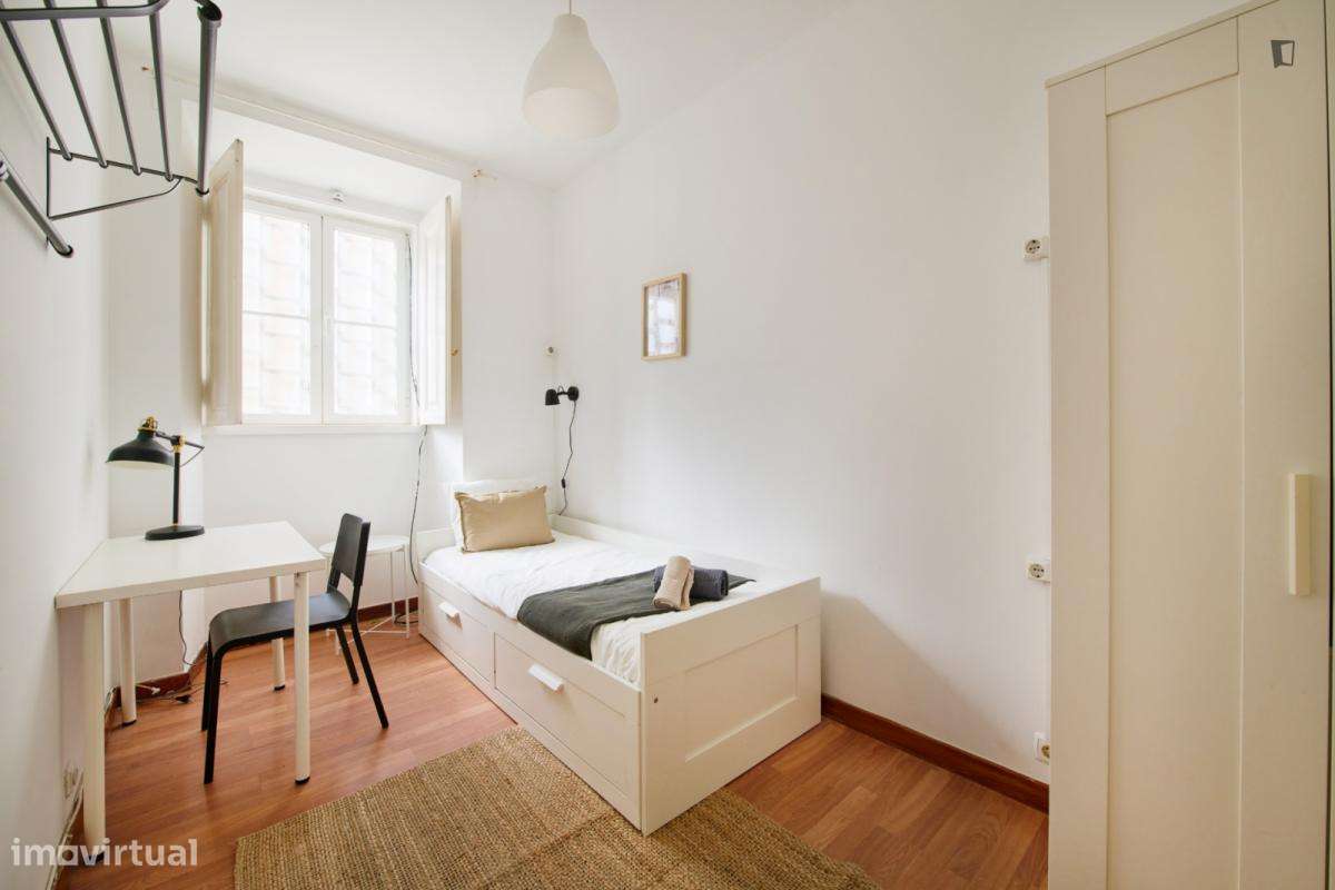 Quarto - localizado em Arroios Lisbon - Grande imagem: 3/35