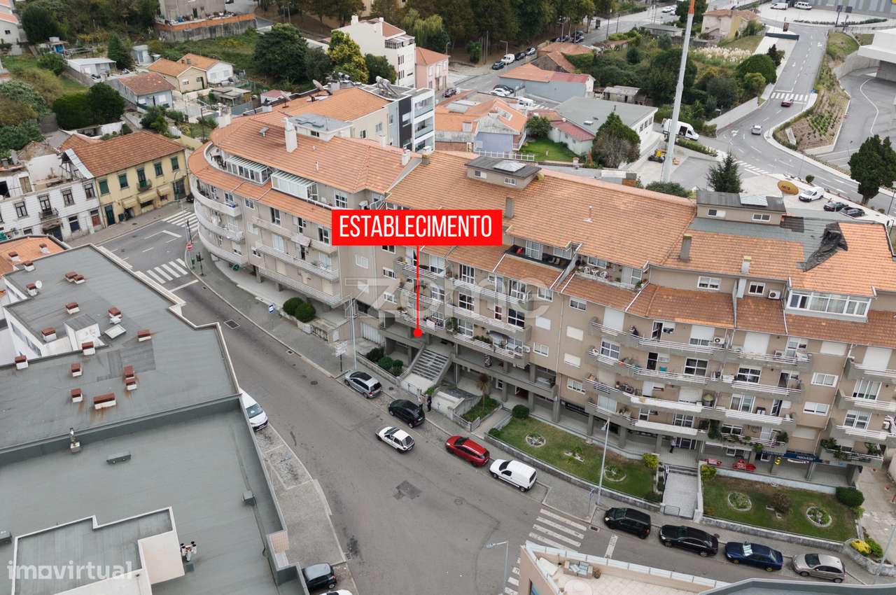 Espaço comercial amplo junto ao Gaia Park, em Vila Nova de Gaia, Po...-7