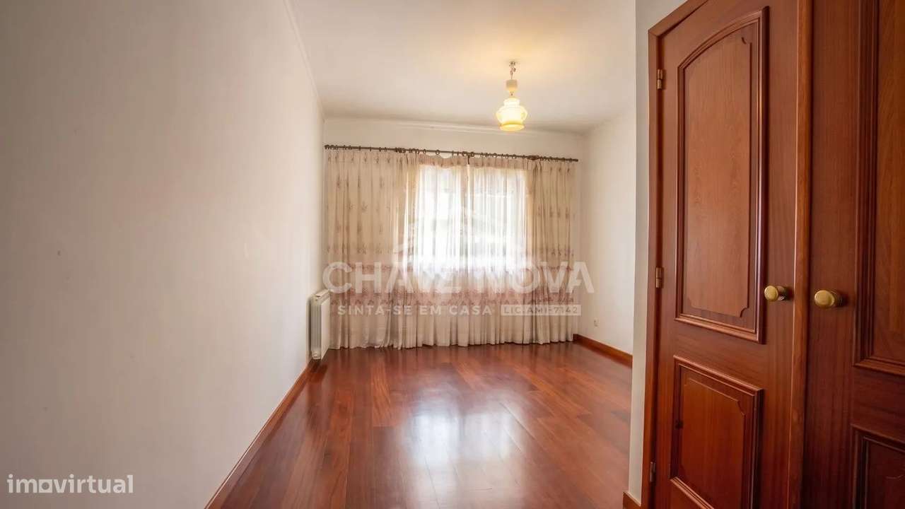 Apartamento T3 - Centro de Santa Maria da Feira-11