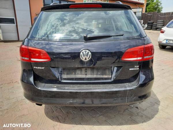 Dezmembez VW Passat Variant 1.6Tdi(CAY c) B7 An 2011 Negru LC9X - 6