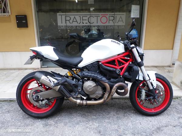 Ducati Monster 821 - 2