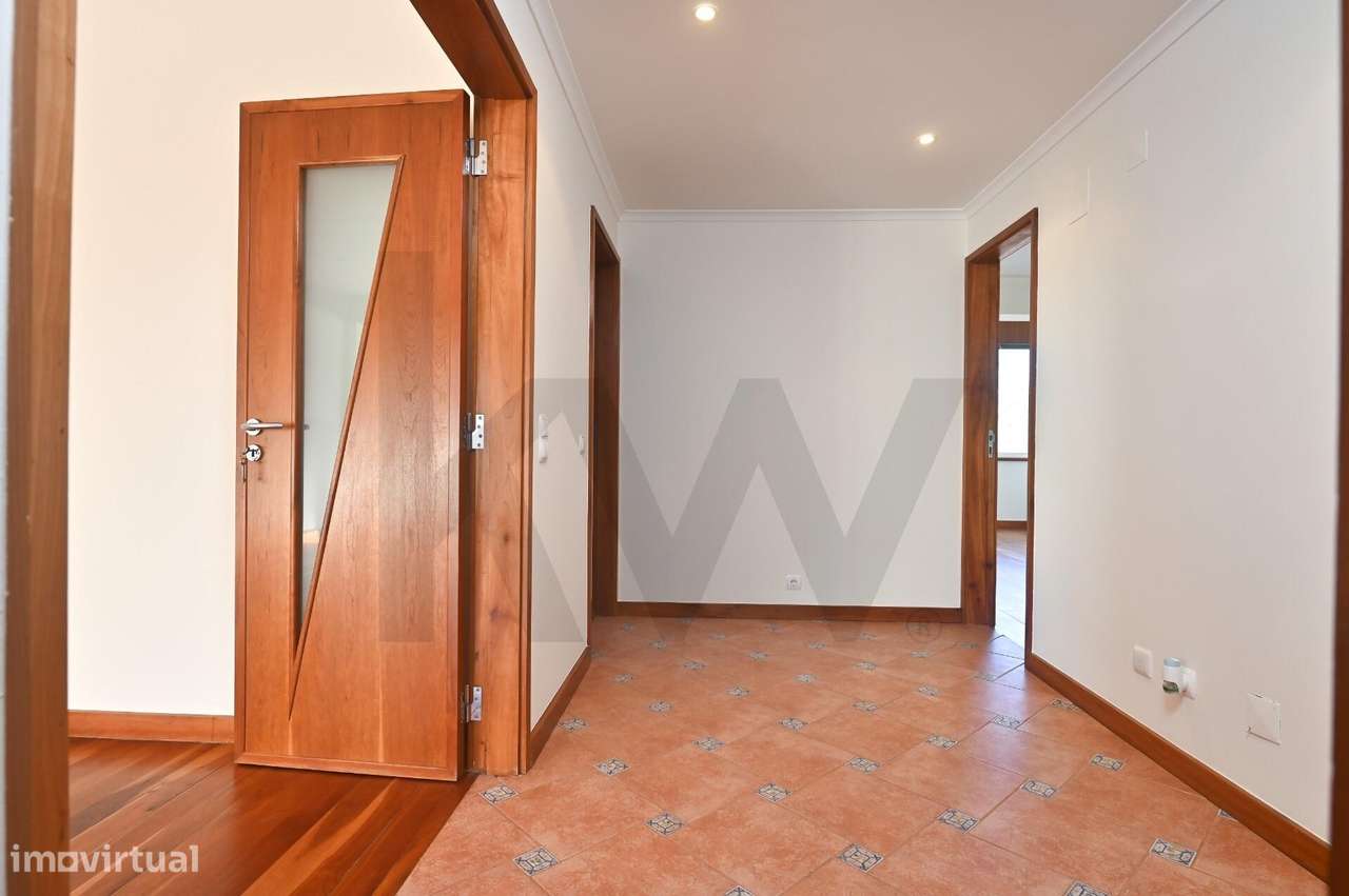 Excelente apartamento T3 para arrendamento no centro da Parede - Grande imagem: 4/17