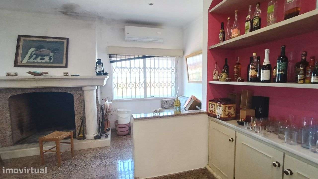 Quinta Pegões Velhos, junto á adega, com moradia e armazém lote 3,8 ha-8