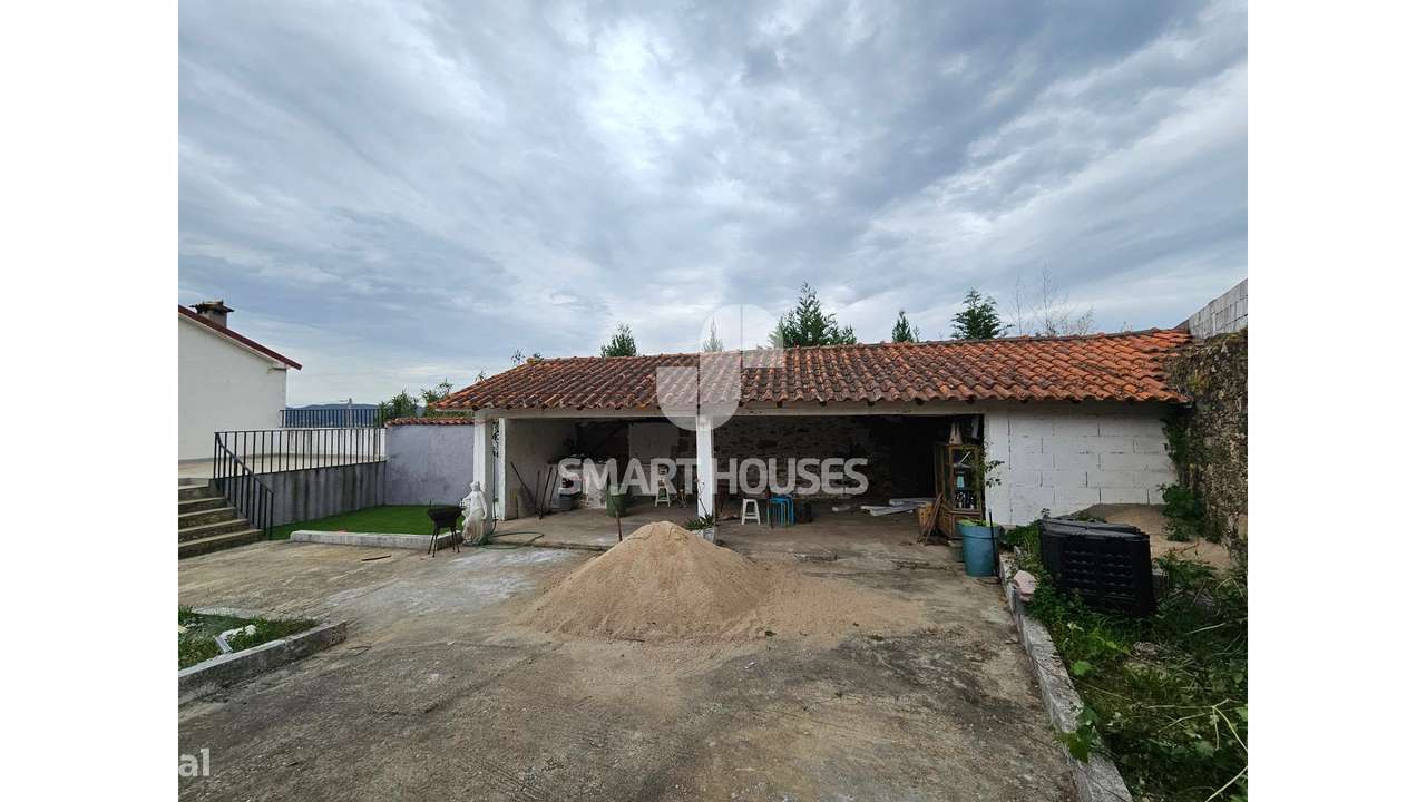 Moradia T3 Lombada (Poiares) c/ pátio-33