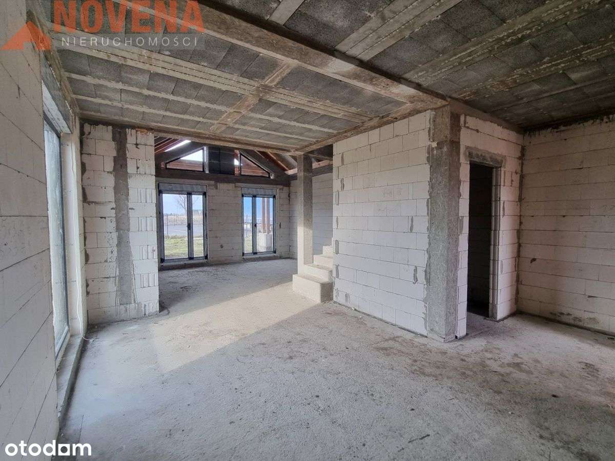 Bliźniak z garażem w stanie surowym zamkniętym-13