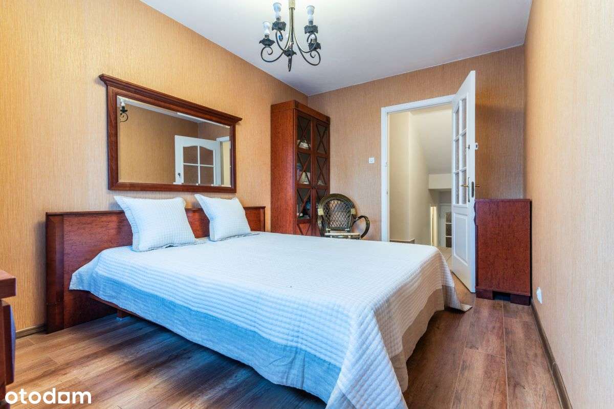 Nietuzinkowe dwupoziomowe mieszkanie w Helu!-11