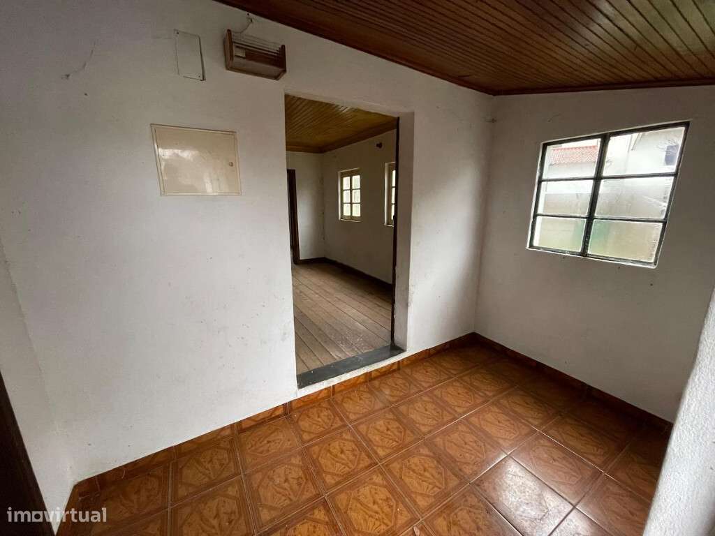 Moradia M3 com terreno, Castanheira Pêra - Grande imagem: 5/11