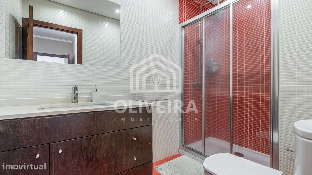 T3 Duplex com terraço em Nogueiró-20