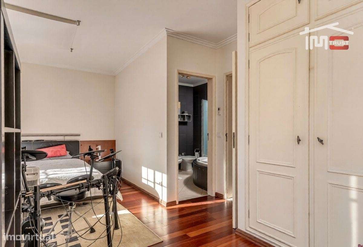 Moradia Duplex T3 Atalaia - Suite, Cozinha Equipada e Garagem.-14