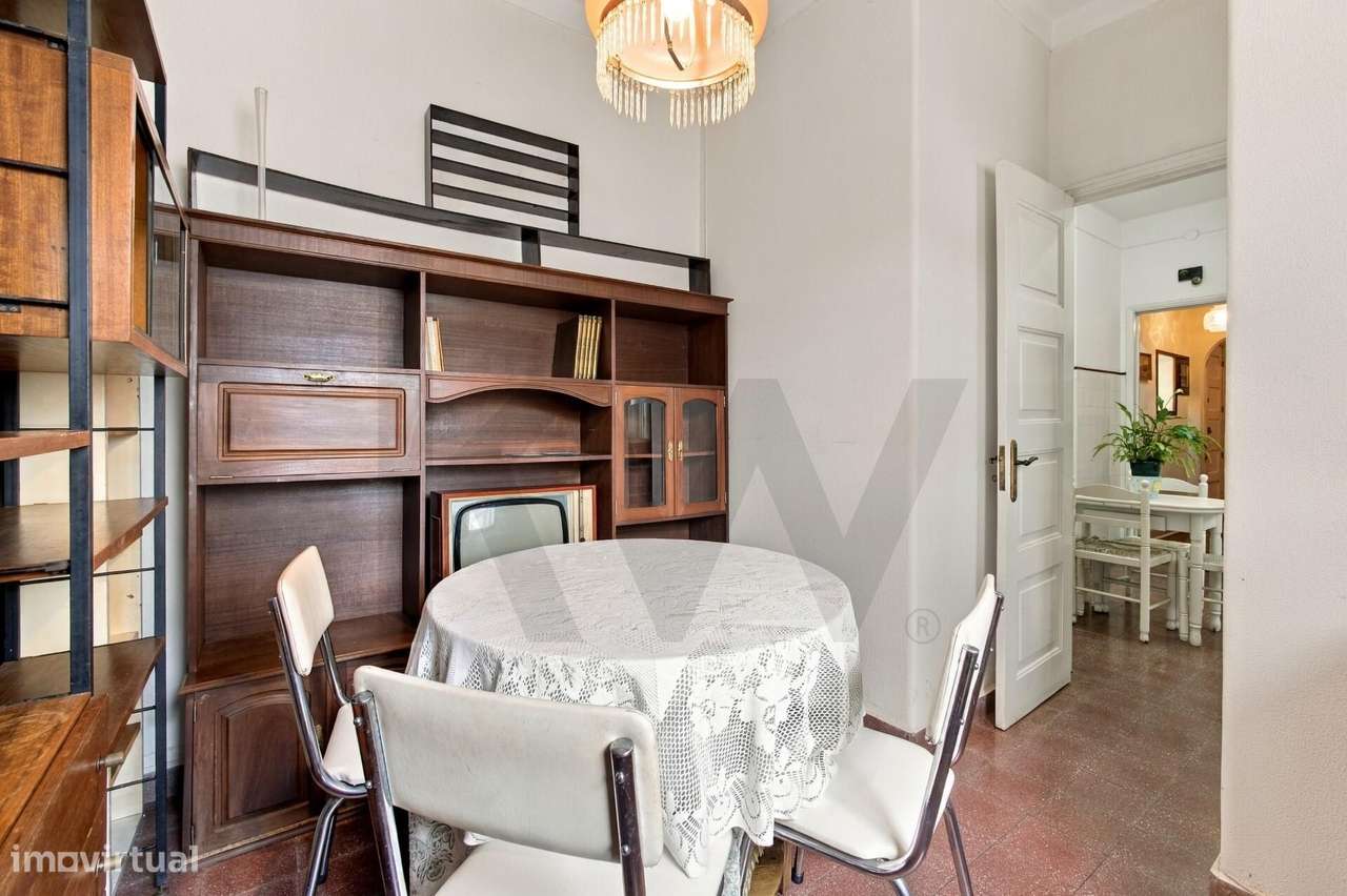 O Reencontro com a Nobreza Arquitetónica: T4 Único com 150 m2 no Coraç-35