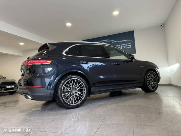 Porsche Cayenne E-Hybrid - 36