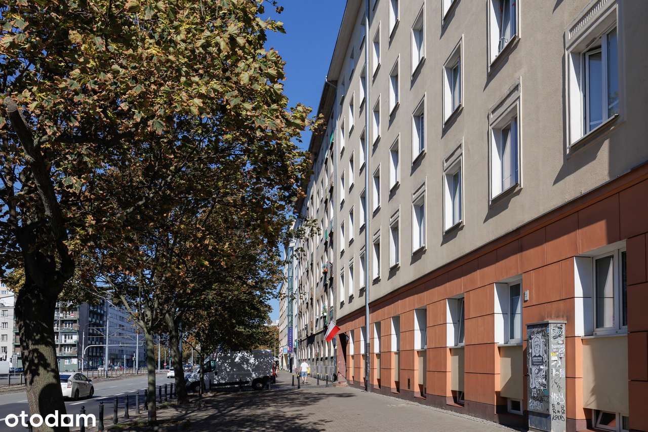 Jasne i wysokie mieszkanie w kamienicy z windą przy pl. Narutowicza!-13