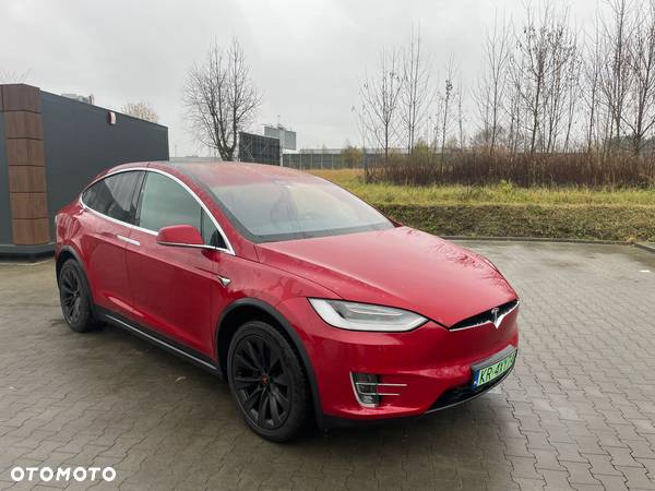 Tesla Model X 90 D - 4