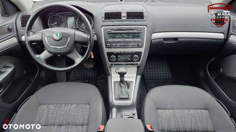 Skoda Octavia 1.4 TSI Ambiente DSG - 5