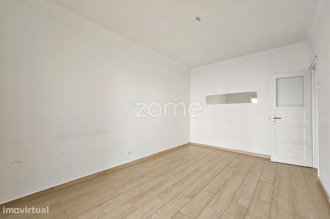 T2 em Almada Velha com Mobilidade Excecional - Grande imagem: 4/23