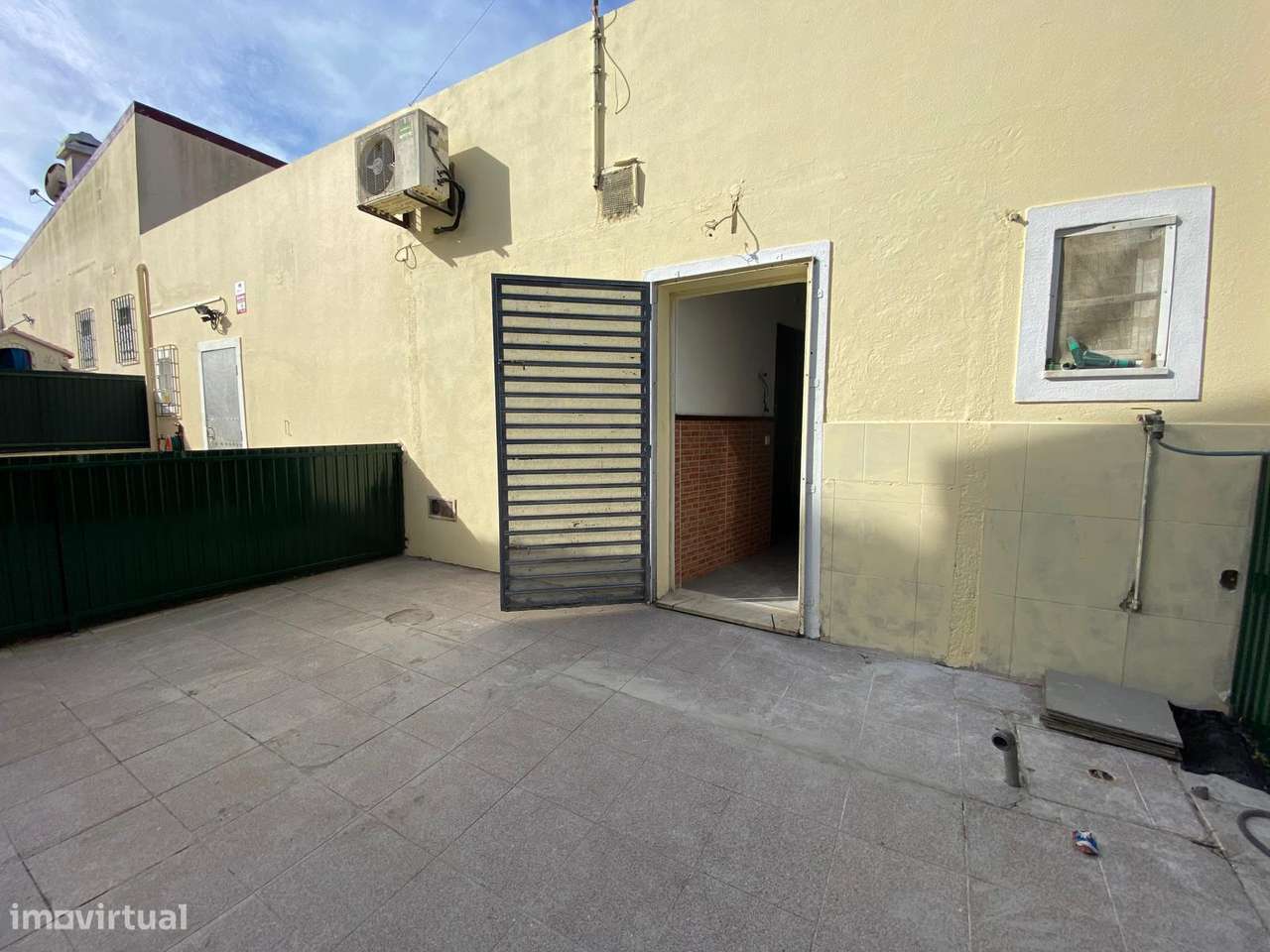 Loja/estúdio em banda - Grande imagem: 3/11