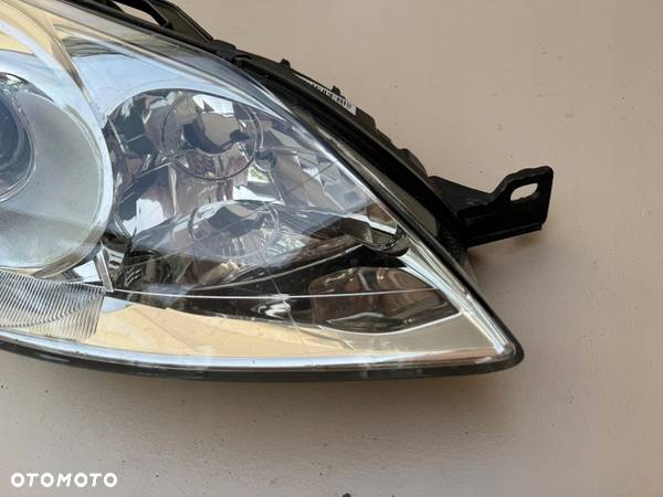 PEUGEOT 407 04-11R LAMPA PRAWY PRZÓD PRAWA PRZEDNIA 0301213272 - 6