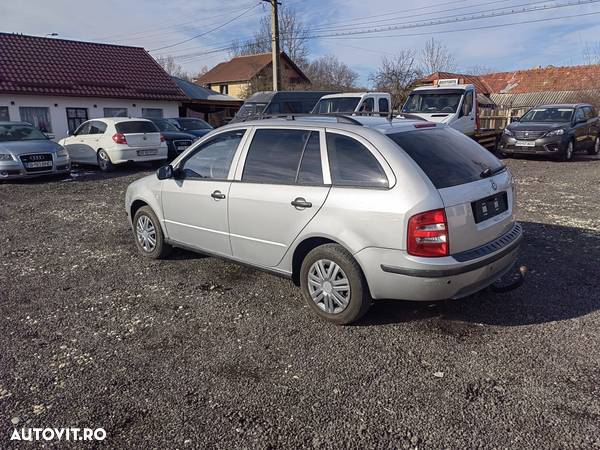 Skoda Fabia Combi 1.4 Elegance - 4