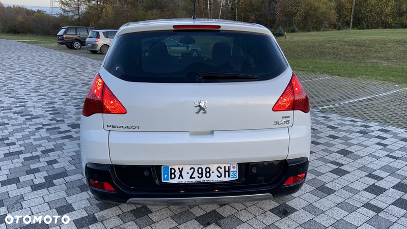 Peugeot 3008 1.6 e-HDi Active S&S - 11