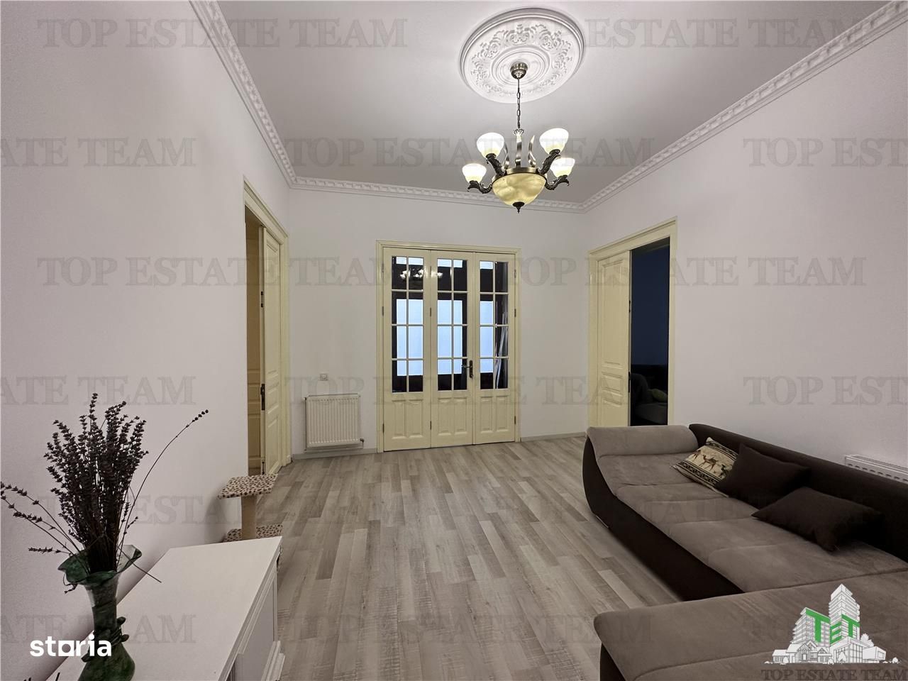 Apartament in vila de vanzare in zona Romana