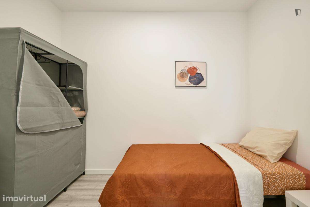 Quarto - localizado em Arroios Lisbon - Grande imagem: 3/38