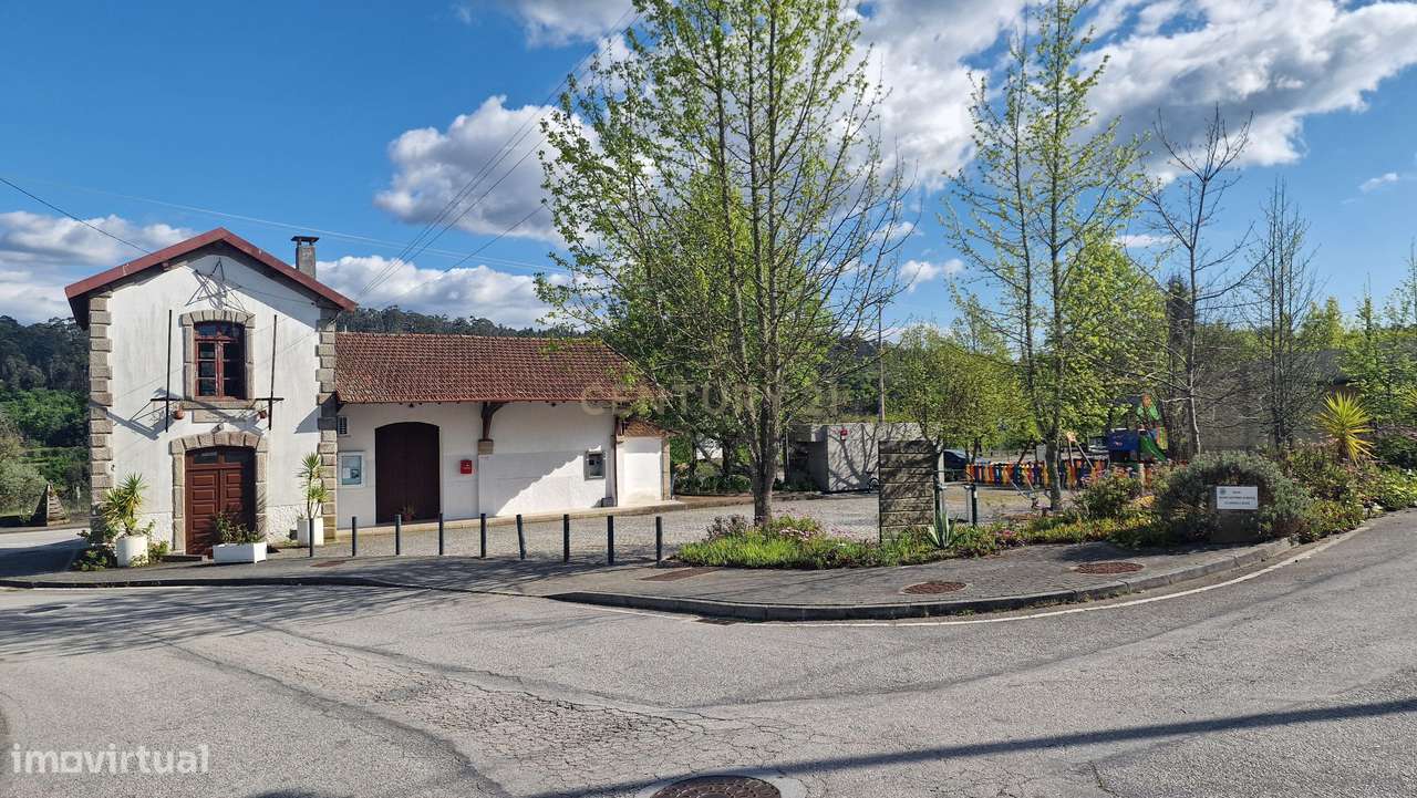 Terreno com vista deslumbrante para a Serra do Caramulo, junto à Estaç - Grande imagem: 5/7