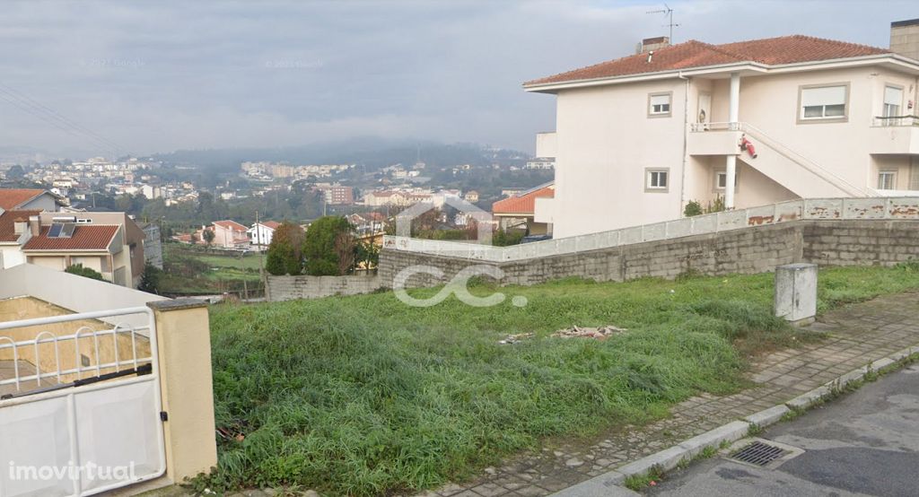 Lote de terreno de  construção de moradia 3 Frentes