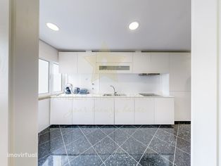 Apartamento T7 renovado com excelente rentalibidade no ce...