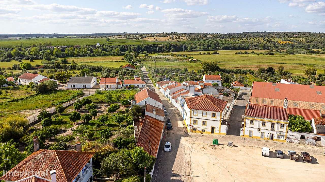 Moradia T4 para venda-18