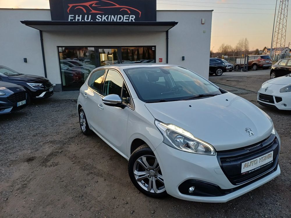 Peugeot 208 II PureTech 110 Stop & Start Signature 2019
