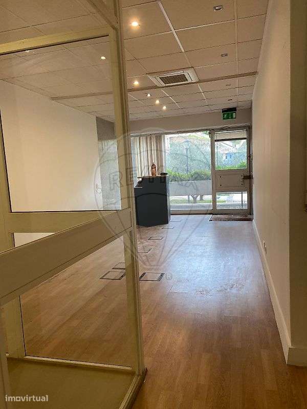 Loja  para arrendamento - Grande imagem: 2/21